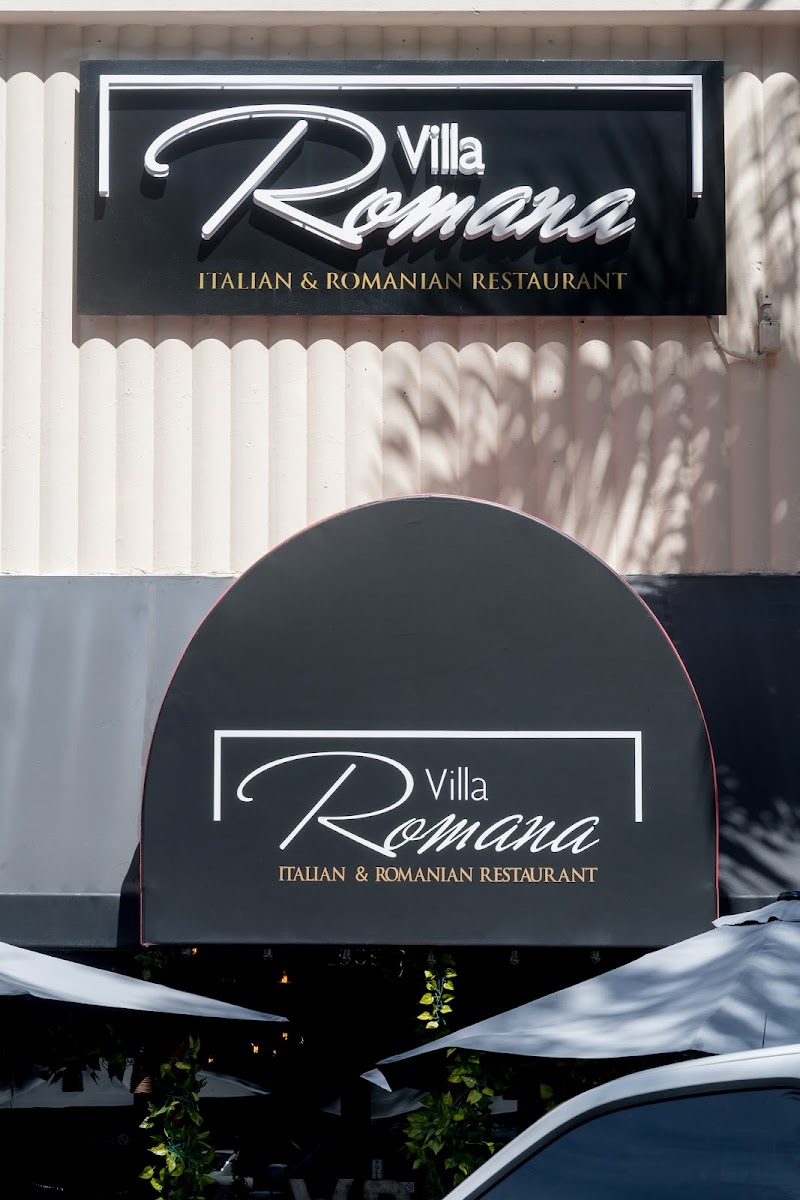 VILLA ROMANA Italian & Romanian Restaurant photo 4
