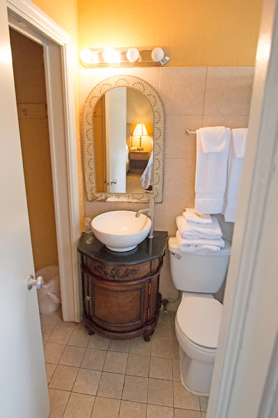 Ebb Tide Resort Oceanfront photo 4