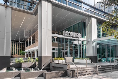 Moxies Fort Lauderdale Restaurant photo 4