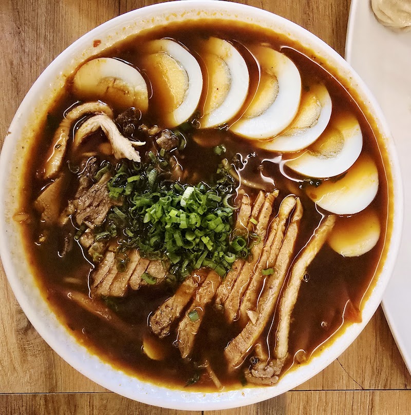 YETI AND THE MONK - Khadki photo 4