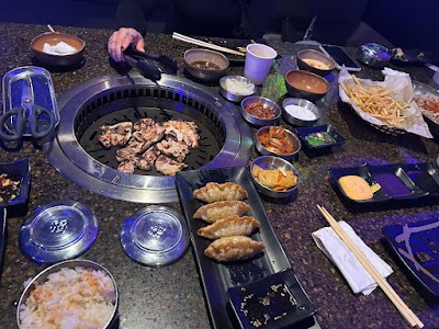 HALLYU KOREAN BBQ & BAR photo 4