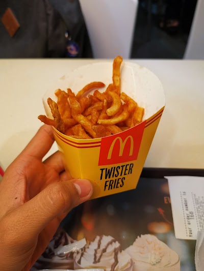 McDonald's Davao Sta Ana photo 4