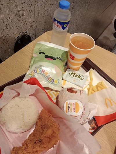 McDonald's Davao Sta Ana photo 5