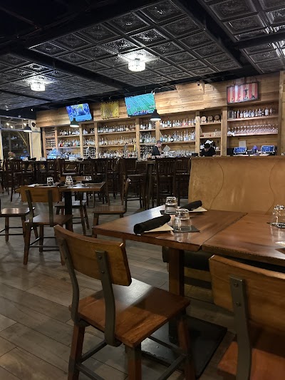 RusTeak Thornton Park photo 5