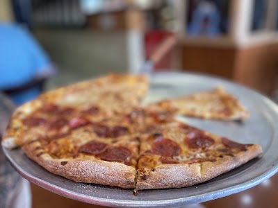 Mannino's Pizzeria Restaurant photo 5