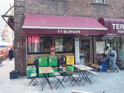 77 Burger photo 5