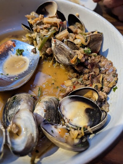 Purple Café and Wine Bar photo 4