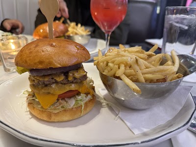 Deville Dinerbar photo 4