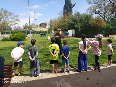 דניאל גיבטובסקי (סנסיי) - סדנאות העצמה לילדים photo 4