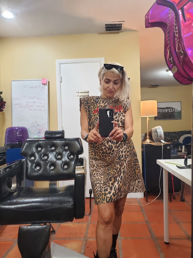 Mel’s Mobile Makeovers photo 4