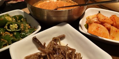 Bulgogi Brothers, Finance center photo 4