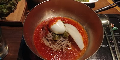 Bulgogi Brothers, Finance center photo 5