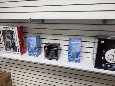 Cloudy Clouds Vape and Smoke Shop photo 4