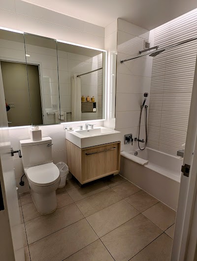 Sonder Battery Park Apartments Financial District photo 4