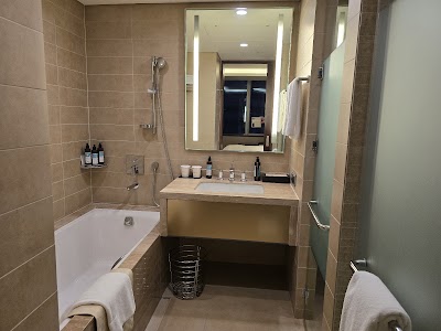 LOTTE City Hotel Myeongdong photo 4