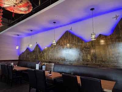 flaming fin Asian cuisine and sushi bar photo 5