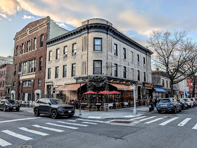 Pasta Louise Restaurant photo 5
