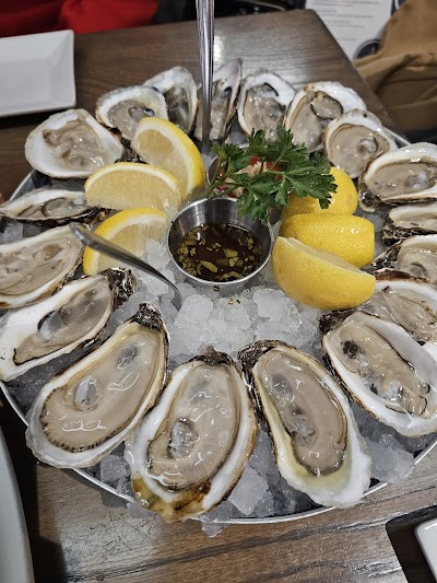 Pier 48 Fish House and Oyster Bar photo 4