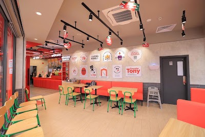 Jollibee Lê Trọng Tấn photo 4