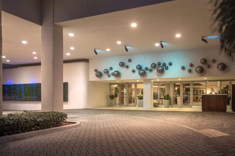 DoubleTree Resort by Hilton Hollywood Beach