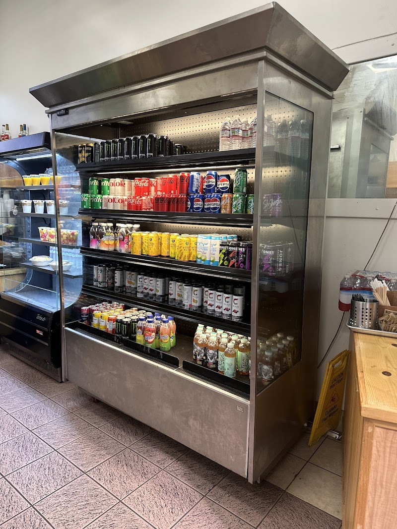 Nosh Cafe & Catering