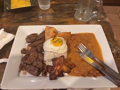 Los Kausitas Peruvian Restaurant photo 4