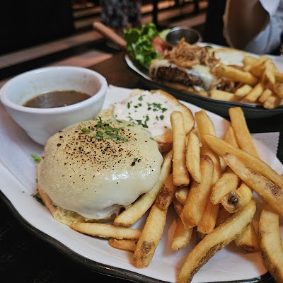 Black Tap Craft Burgers & Beer - 35th St photo 5