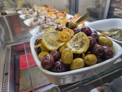 LOX & TRUFFLES Deli photo 5