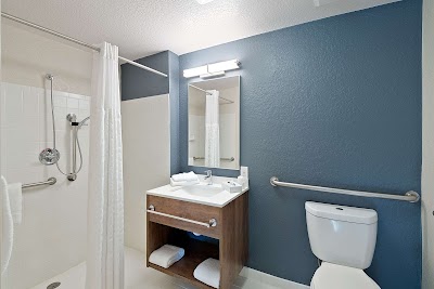 Extended Stay America Premier Suites- Fort Lauderdale - Cypress Creek - Park North photo 4