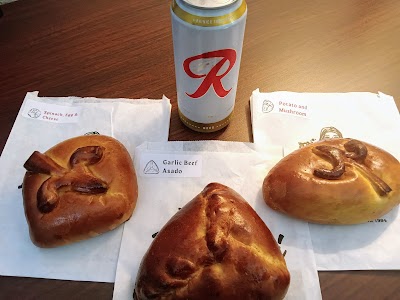 Pinoyshki Bakery, Cafe & Bar photo 4