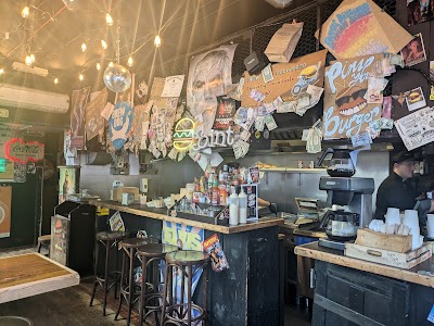 Tommi's Burger Joint photo 4