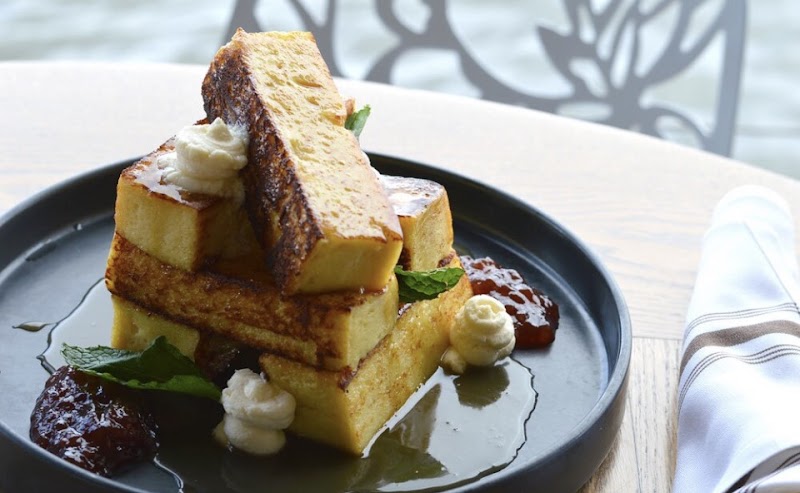 GG's Waterfront photo 4