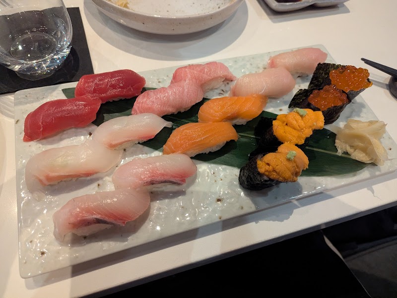 Miku Toronto photo 4