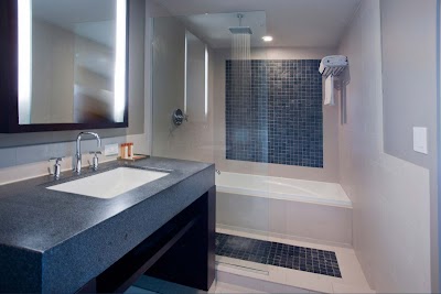 Solé Miami, A Noble House Resort photo 4