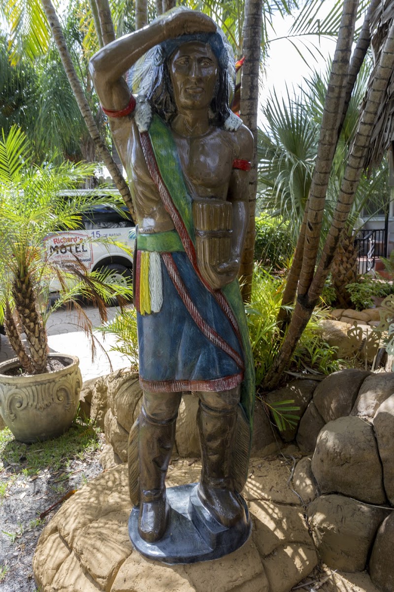 Richard's Motel Studios photo 4