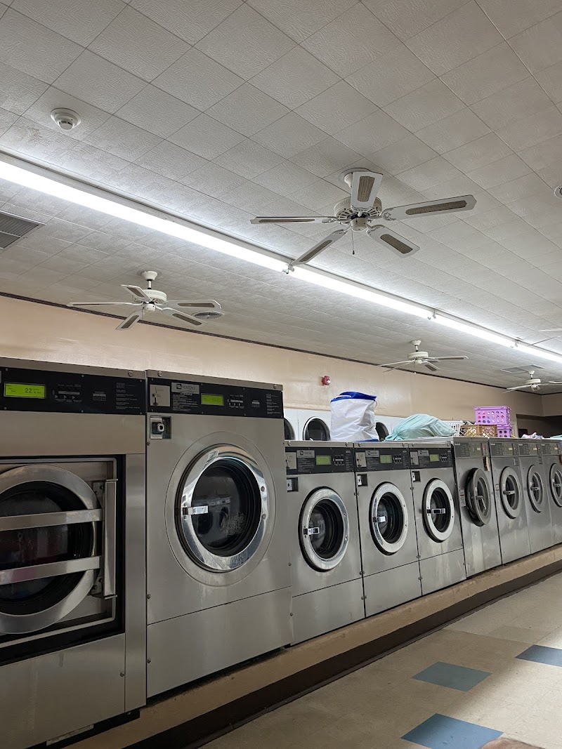 Flower's Laundromat & Dry Cleaners