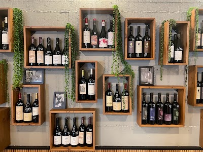 ווין סטש - בר יין במודיעין The wine stash photo 4