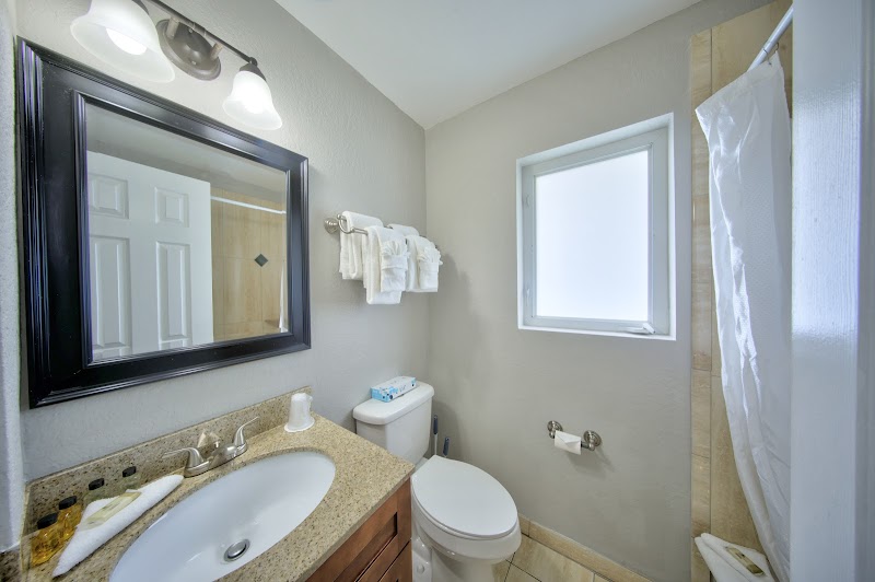 Surf and Sand Seaside photo 4