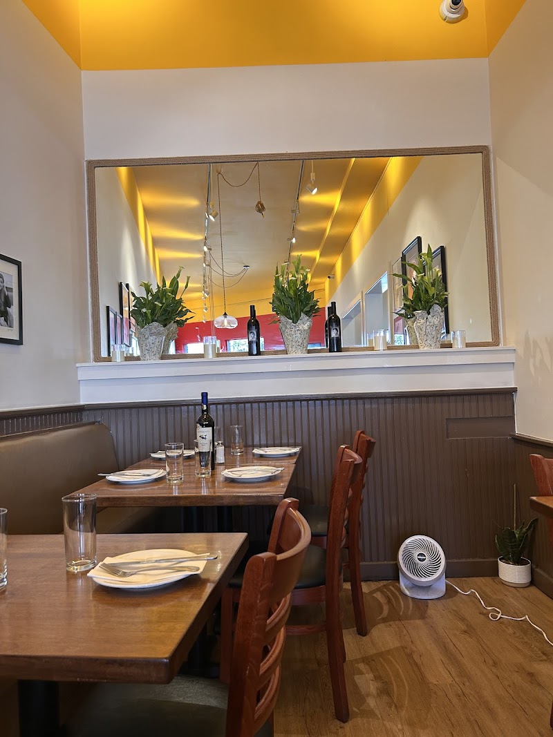 Luisa's Restaurant Wine Bar Since 1959 photo 4