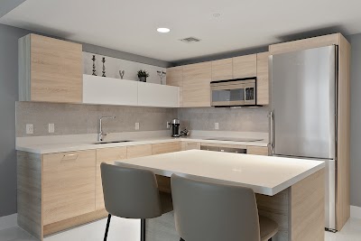 Miami Cabinet Refacing photo 4