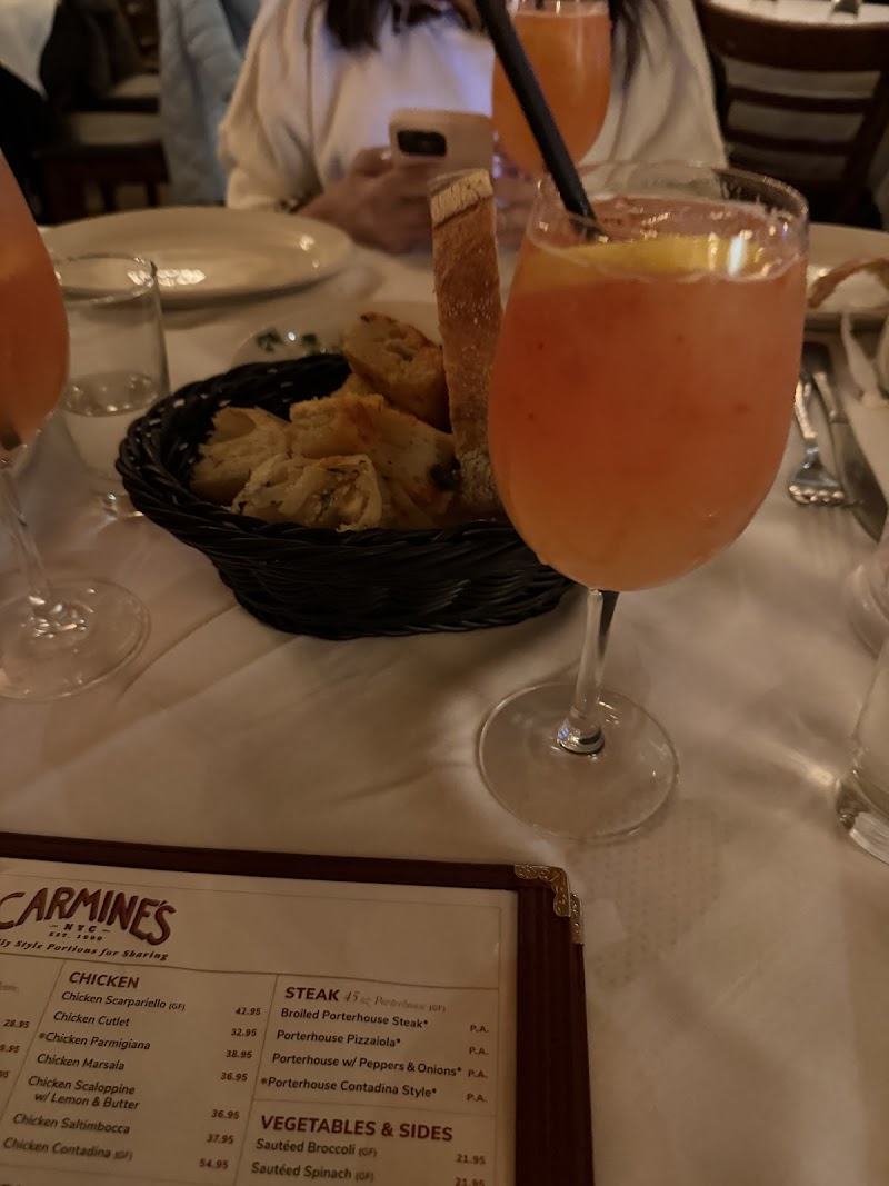 Carmine's - Upper West Side photo 5