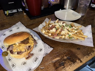 Black Iron Burger Theater District | Hamburger restaurant Bar photo 4