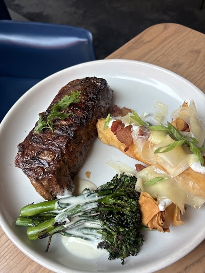 JOEY Aventura photo 4