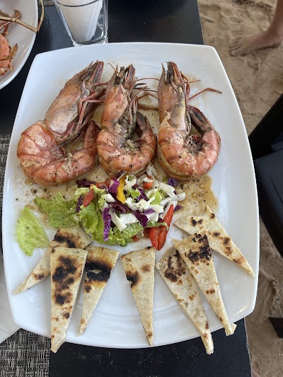 THE CATAMARAN BEACH RESTAURANT photo 4