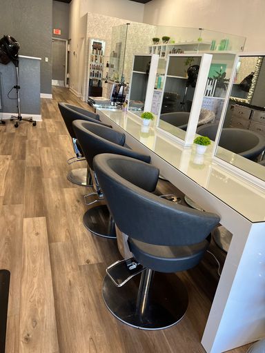 Hair Expressions Salon & Blow Dry Bar