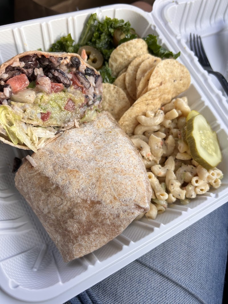 Nature’s Plate Cafe & Juice Bar photo 4