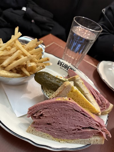 Reuben's Deli and Steakhouse photo 5