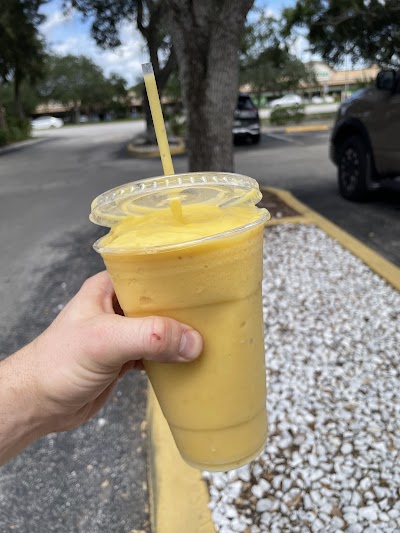 Shanguls Jamaican Restaurant & Juice Bar photo 4