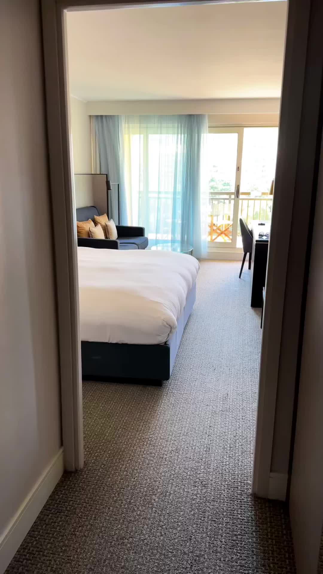 pov : your first impression of your hotel room at Columbus Hotel Monte-Carlo, Curio Collection by Hilton
thanks @Dominique for sharing
