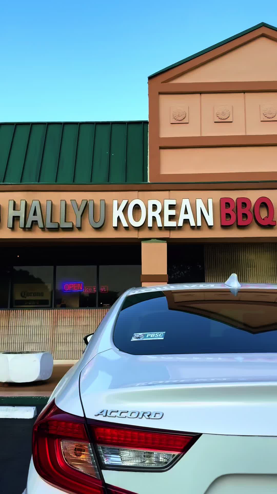 @Hallyu Korean BBQ & Bar is one of South Florida’s best AYCE Korean BBQ spots 🔥 I can’t get enough of their garlic pork belly, wagyu beef brisket, and of course don’t forget the fried pork dumplings 🤤 Go check them out! #foodie #southflorida #florida #koreanbbq #fyp